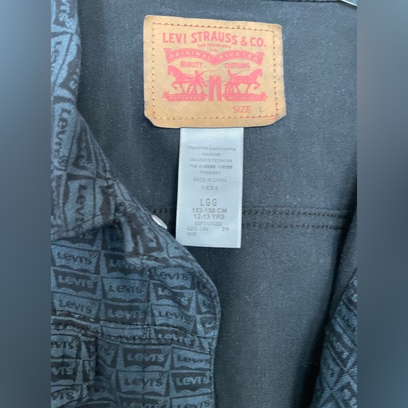 Levi's Patterned Black Jacket Size LGG - Picture 3 of 8